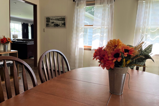 Dining room - Available for a group of 4! 4 Bedroom near Narragansett Pier! House