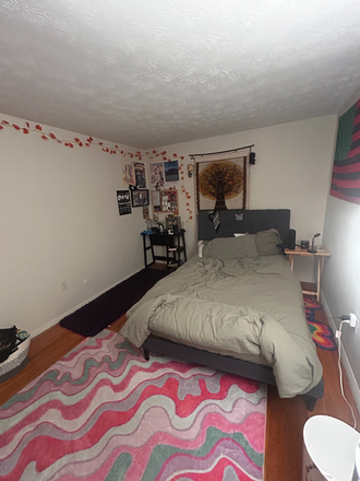 Bedroom - Colonial Village Apartments Summer Sublet