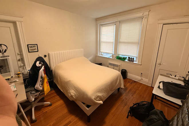 Bedroom - Fenway Apartment, <10 Min Walk to Northeastern. Rent Negotiable