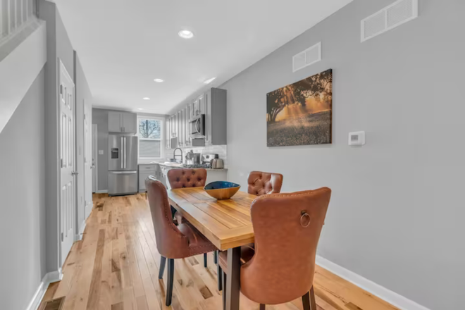 Dining area - A Cozy-Chic Townhome Walking Distance to Johns Hopkins w/Parking!