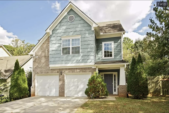 Front of the house - 867 Creekdale Drive