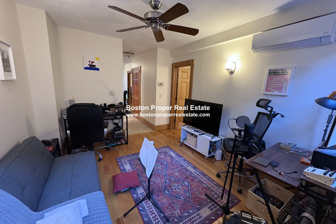 a - 2 BED WITH LIVING ROOM, *no fee Apartments