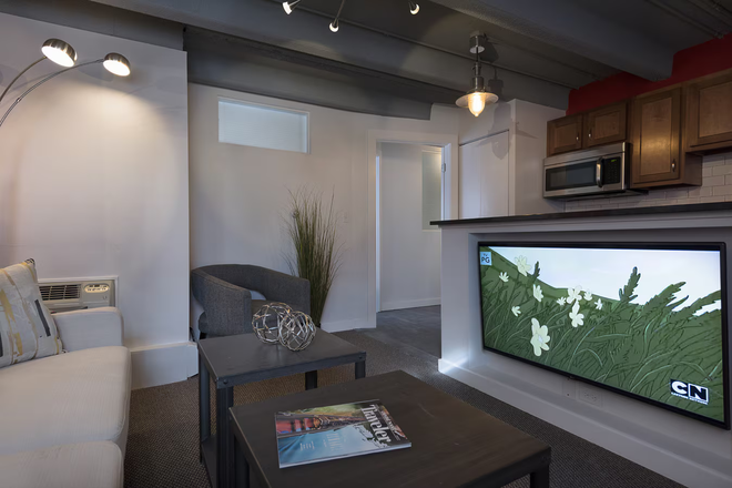 living room - Sterling Boulder Apartments