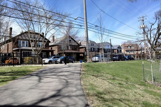 view from playground - Lovely Squirrel Hill Townhouse