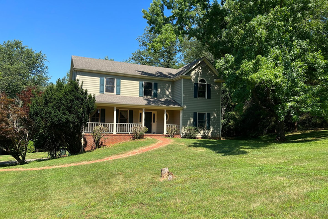  - Lewis Hills Subdivision in Ivy!