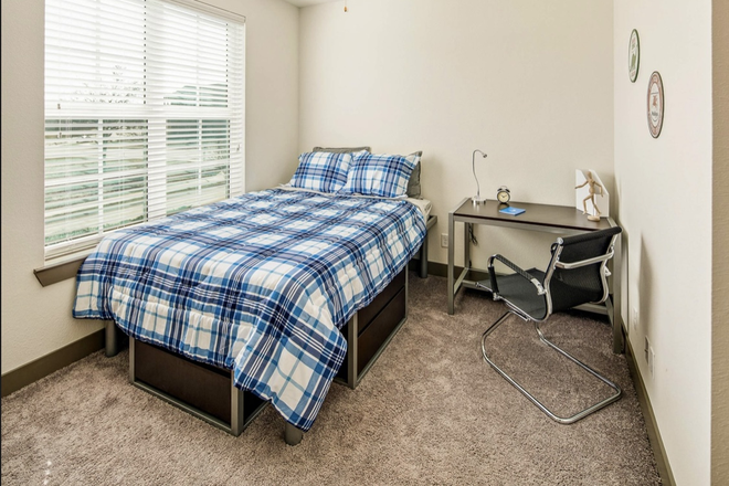Bedroom - Holleman Crossing