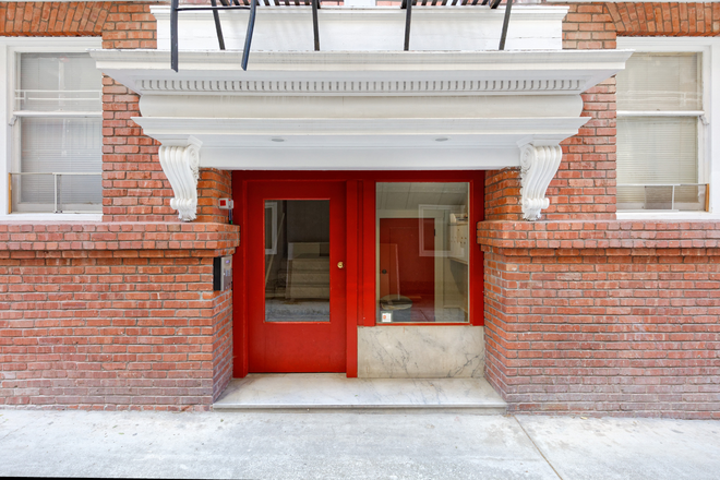 Outside of Building - Spacious Brownstone Building - 2139 Grant St. Apartments