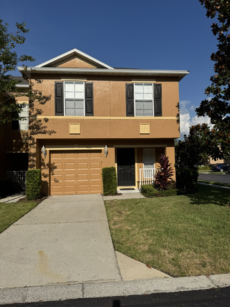 Front of Home - 3/2 Townhouse for Rent