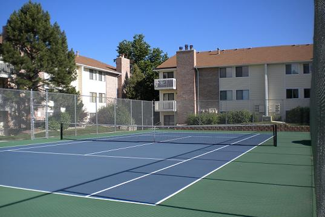 tennis courts - Specious Spinnaker Run Condo