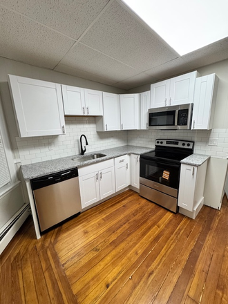 kitchen - Great one bedroom East Side line in Oak Hill Pawtucket Apartments