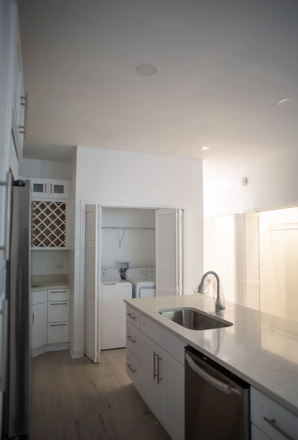 Kitchen - University Rental Apartments