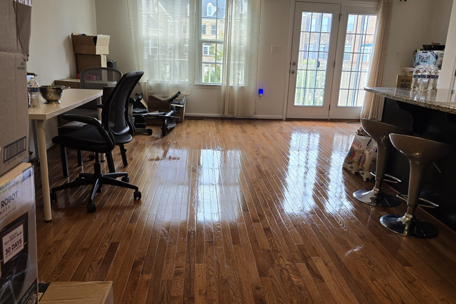 Kitchen - Two Private Master Bedrooms with Private Bathrooms in Greenbelt Station Townhouse