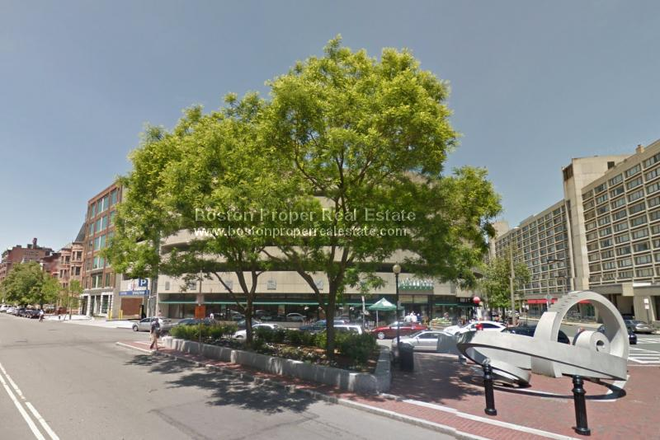 A - Great unit right next to Whole Foods in Symphony *NO FEE Apartments