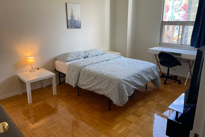 Deluxe Room with Powder Room - Bedroom - Fully Furnished Private Rooms | Core Downtown Near College Station & TMU