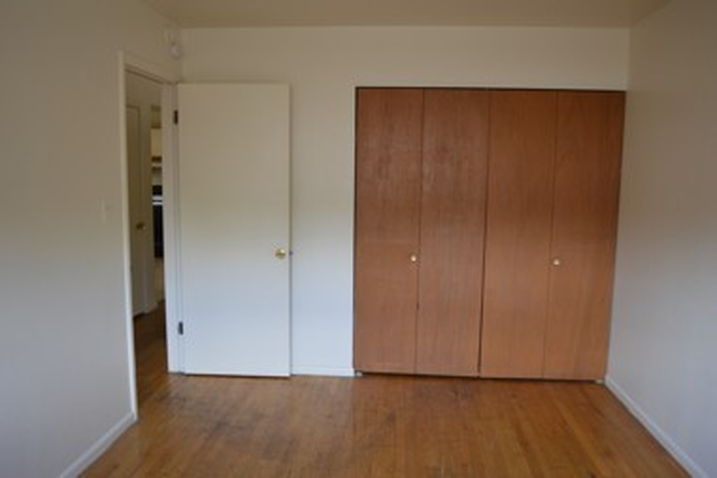 652 - 652 Inca . (5BR/ 2BA) Triplex