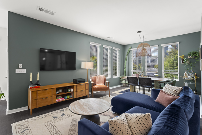 Living Room - Grant Park 2/2 Corner Unit Condo Next to BeltLine!