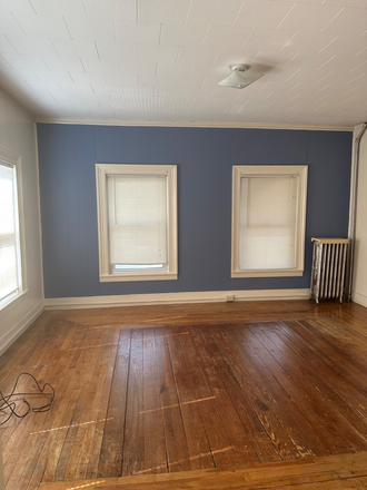 Bedroom - Downtown Amherst, Apartment available for rent