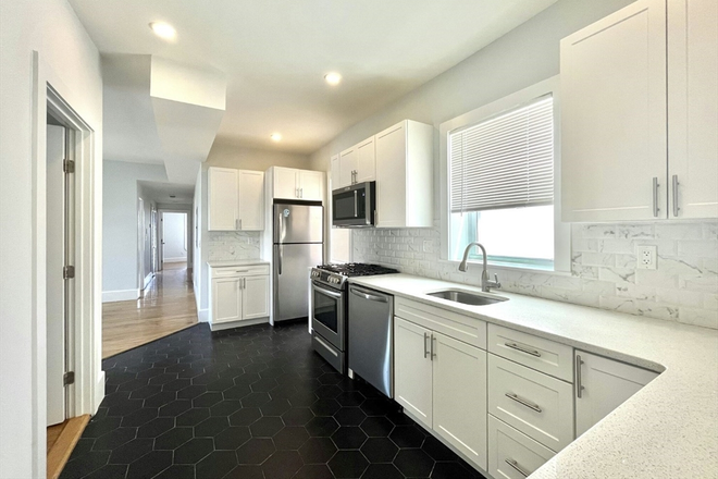 . - Renovated 4 Bed/1 Bath - IN UNIT LAUNDRY and PARKING - avail NOW!!!! Apartments