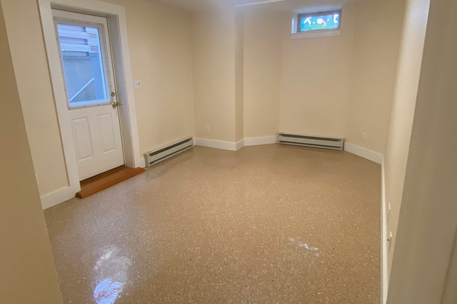  - Bsement Apartment in Private Home