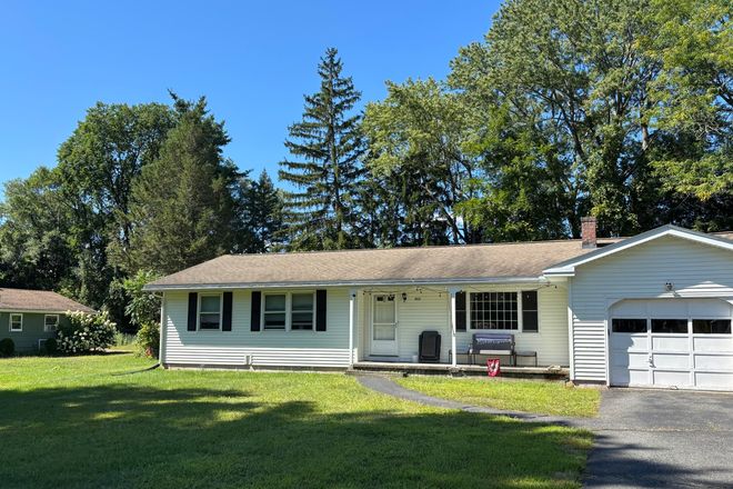 Front of the property - East Pleasant Property House