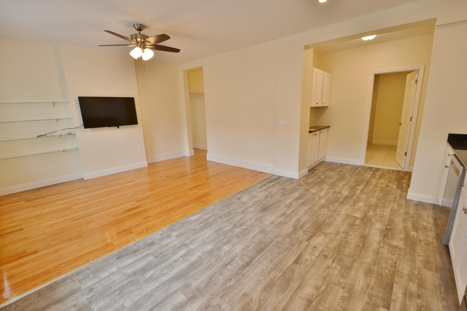 Living room - Large 4 Bed Available 9/1/25! *CONTACT NOAH 603-470-8181 Apartments