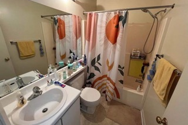 Personal bathroom - University Place