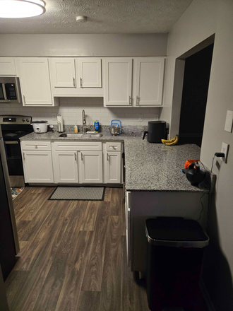 Kitchen - Briggs at Powers Park, close to Marietta Campus, 750-850 rent, looking to add 1 roommate to lease. Apartments