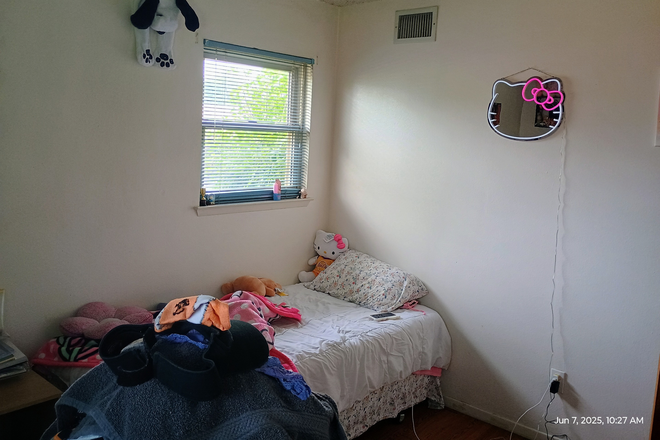 the room will be empty upon move in. - Female Preferred Room March - June