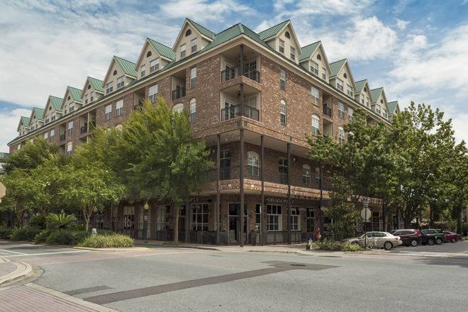 Outside View - Union Street Station Condo