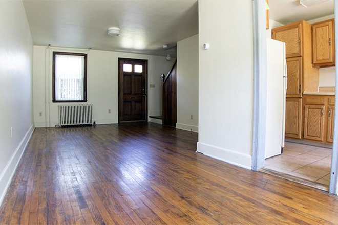 Living area - Old Boalsburg Road Apartments