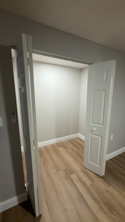 Right basement bedroom - Newly Renovated 6-Bed Student Home Near Purdue – Available Now