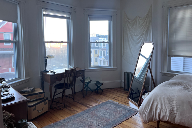 Bedroom - Sublet in Mission Hill Apartments