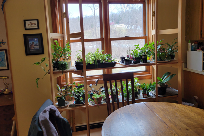 Dining Room - Midway Between Burlington and Montpelier, Close to I-89 House
