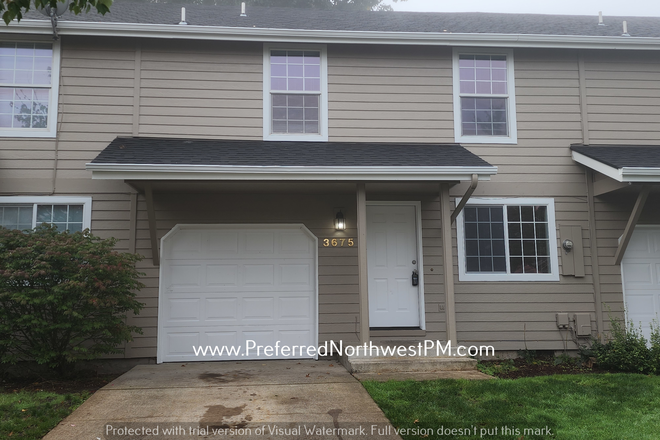 Front - Updated Townhouse in South Eugene