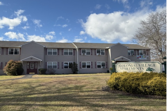 Outside View - Kamins Real Estate