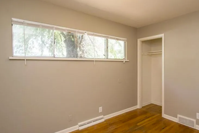 room - Full year lease for 2026/ 2027 school year