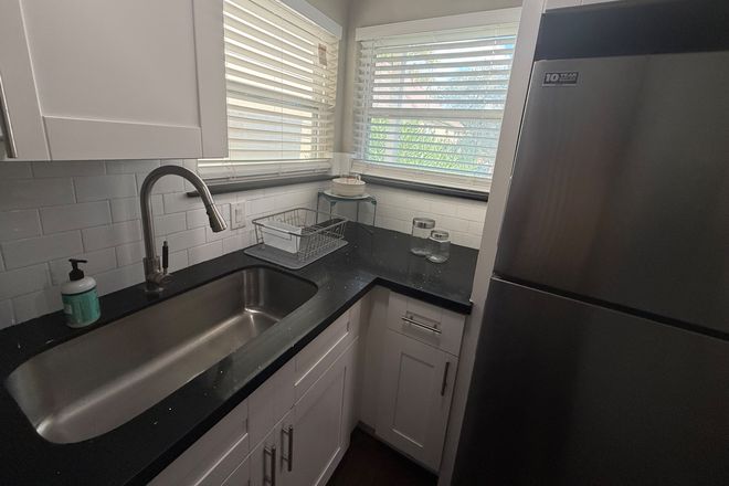 Kitchen - One bedroom furnished near Rice University
