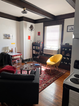 living room - One bedroom apartment in a 1899 house with a total of seven apartments