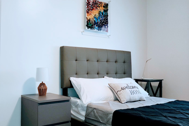 Bedroom - Room for rent in quiet neighborhood in west Miami. House