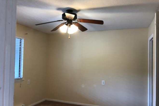 Bedroom - 2bed/2bath College Place Condo for rent