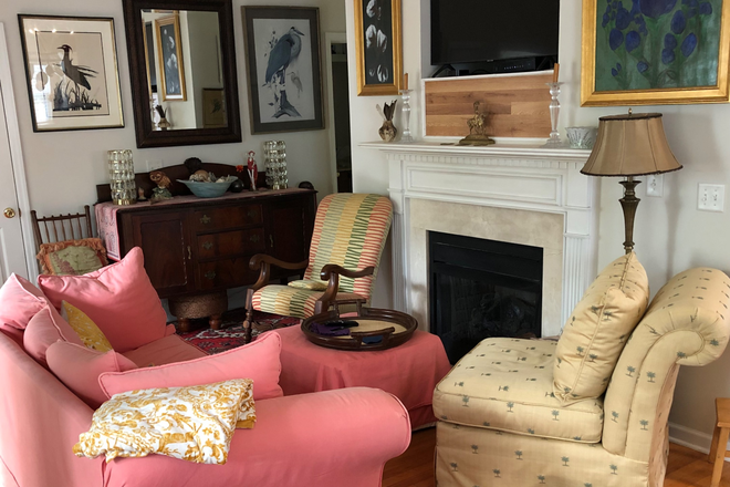 Living Area - Seagate Condo Community