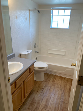 865 30th #3 - 865 30th St. #3 PRICE LOWERED