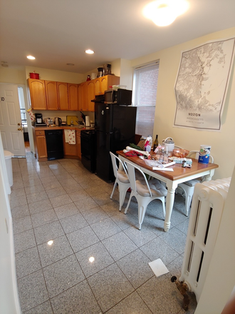 Kitchen - Bright 2-bedroom in Beacon Hill! Available June 2025! Apartments