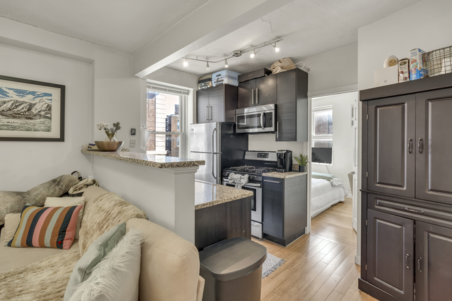 Call NOW for showings! 617-236-8600 - NORTH MARGIN ST - COZY RENOVATED 2BR/1BA AVAIL *9/1/2026* W/ LNDRY IN BLDNG, OPEN LAYOUT EQUAL BDRMS Apartments