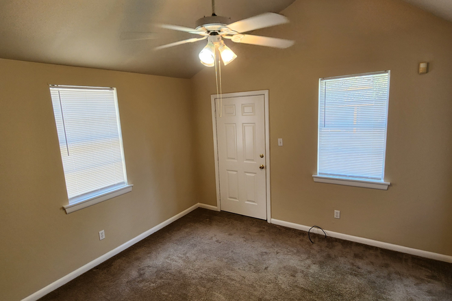 Bedroom - One Bedroom perfect for the school year Apartments