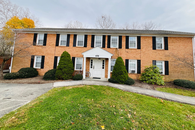  - 2 Bedroom, 1 Bath Apartment