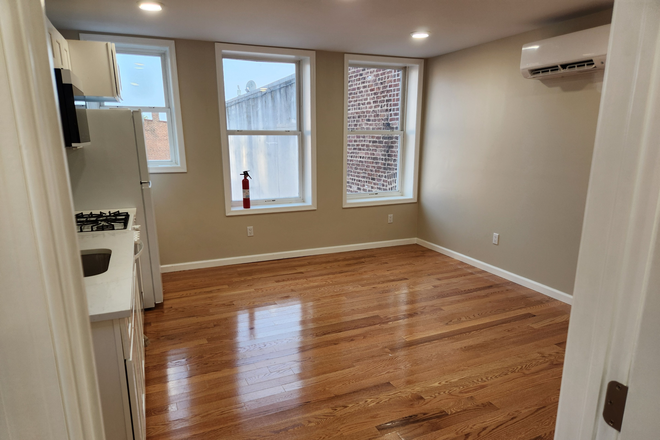Kitchen - Two Room Studio Across from Nassau Hall Apartments