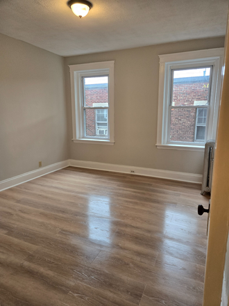 Call NOW for showings! 617-236-8550 - COMM AVE - *NO FEE* GREAT DEAL ON TRUE 2BR IN PACKARDS CRNR  *AVAIL NOW* W/ LNDRY IN BLDNG, H&HW INC Apartments