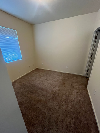 bedroom - Pairadice Apartments