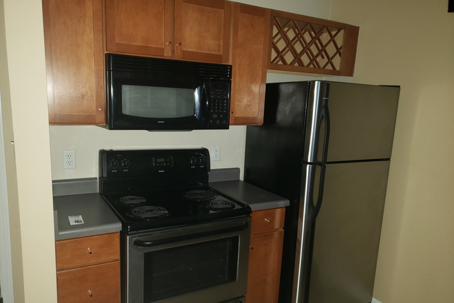 kitchen - WALKER SQUARE Condo